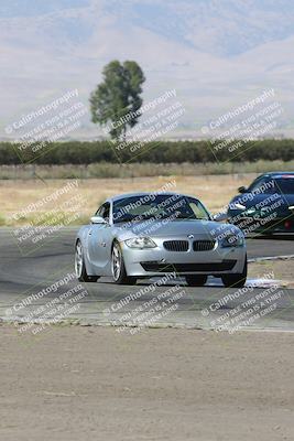 media/Sep-15-2024-Speed Ventures (Sun) [[7a54f7ed2f]]/Yellow Group/Session 1 (Outside Grapevine)/
